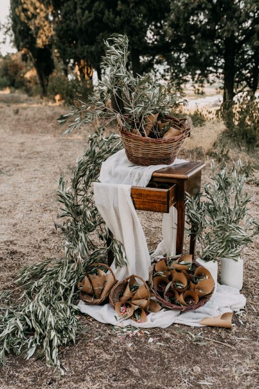 The Ivory Olive • Wedding Solutions by Anni Mues